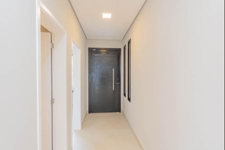 Hall de entrada de casa de condomínio à venda com 3 quartos, 210m² em Swiss Park, Campinas