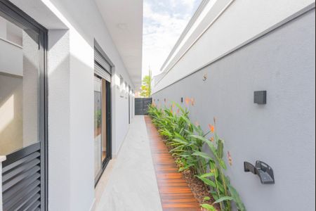 Casa de condomínio à venda com 210m², 3 quartos e 4 vagas Casa de condomínio à venda com 210m², 3 quartos e 4 vagasJardim das Suítes 1, 2 e 3