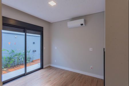 Casa de condomínio à venda com 210m², 3 quartos e 4 vagas Casa de condomínio à venda com 210m², 3 quartos e 4 vagasSuíte 1