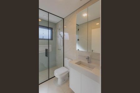 Casa de condomínio à venda com 210m², 3 quartos e 4 vagas Casa de condomínio à venda com 210m², 3 quartos e 4 vagasBanheiro da Suíte 2