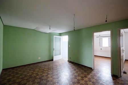 Casa à venda com 180m², 7 quartos e 2 vagas Casa à venda com 180m², 7 quartos e 2 vagasSala casa 1
