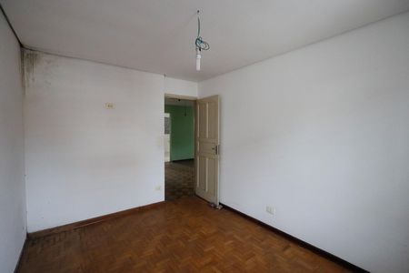 Casa à venda com 180m², 7 quartos e 2 vagas Casa à venda com 180m², 7 quartos e 2 vagasQuarto 2 casa 1