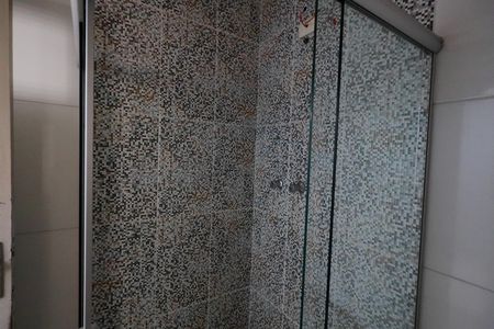 Casa à venda com 180m², 7 quartos e 2 vagas Casa à venda com 180m², 7 quartos e 2 vagasBanheiro 1 casa 1