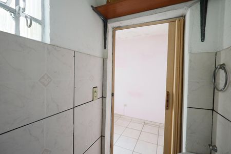 Casa à venda com 180m², 7 quartos e 2 vagas Casa à venda com 180m², 7 quartos e 2 vagasBanheiro 2 casa 3