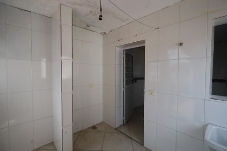 Casa à venda com 180m², 7 quartos e 2 vagas Casa à venda com 180m², 7 quartos e 2 vagasÁrea de Serviço casa 1