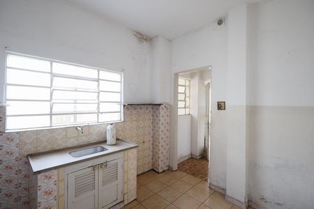 Casa à venda com 180m², 7 quartos e 2 vagas Casa à venda com 180m², 7 quartos e 2 vagasCozinha casa 3