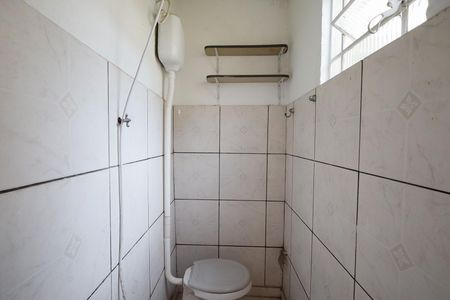 Casa à venda com 180m², 7 quartos e 2 vagas Casa à venda com 180m², 7 quartos e 2 vagasBanheiro 2 casa 3