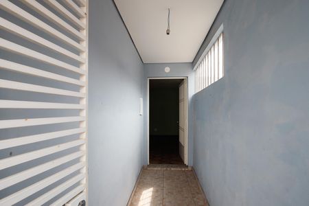 Casa à venda com 180m², 7 quartos e 2 vagas Casa à venda com 180m², 7 quartos e 2 vagasVaranda