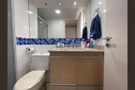 Apartamento à venda com 149m², 3 quartos e 2 vagasBanheiro da Suíte 2