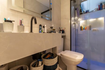 Apartamento à venda com 85m², 3 quartos e 2 vagas Apartamento à venda com 85m², 3 quartos e 2 vagasBanheiro Social