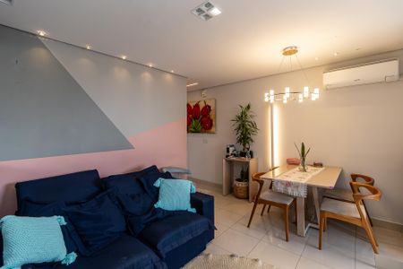 Apartamento à venda com 85m², 3 quartos e 2 vagas Apartamento à venda com 85m², 3 quartos e 2 vagasSala