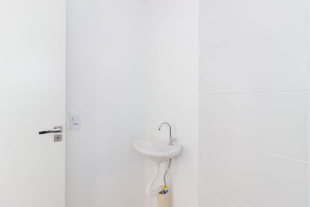 Apartamento para alugar com 34m², 2 quartos e sem vaga Apartamento para alugar com 34m², 2 quartos e sem vagaBanheiro