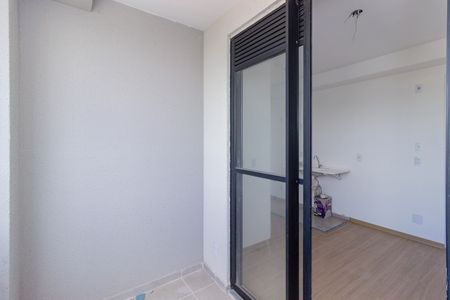 Apartamento para alugar com 34m², 2 quartos e sem vaga Apartamento para alugar com 34m², 2 quartos e sem vagaVaranda