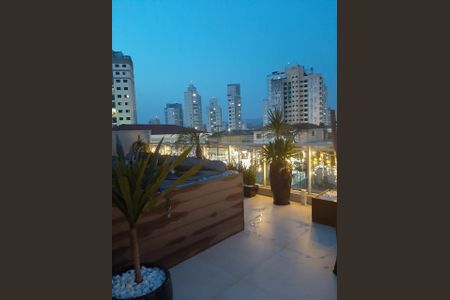 Apartamento à venda com 158m², 2 quartos e 2 vagas