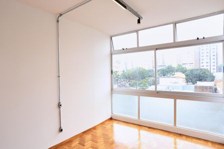 Quarto de apartamento à venda com 2 quartos, 60m² em Funcionários, Belo Horizonte