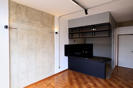 Sala de apartamento à venda com 2 quartos, 60m² em Funcionários, Belo Horizonte