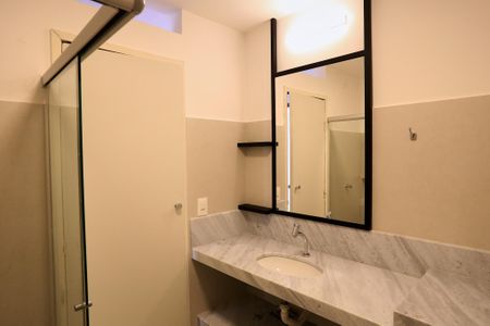 Apartamento à venda com 60m², 2 quartos e sem vagaBanheiro