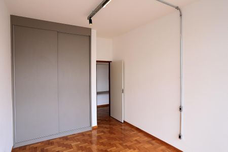 Quarto de apartamento à venda com 2 quartos, 60m² em Funcionários, Belo Horizonte