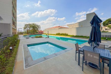 Apartamento para alugar com 79m², 3 quartos e 1 vagaPiscina