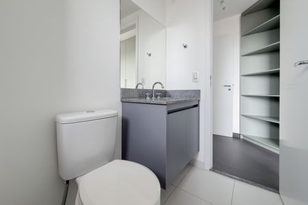 Apartamento para alugar com 79m², 3 quartos e 1 vagaBanheiro da Suíte