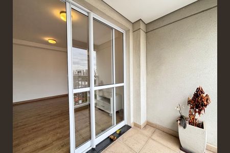 Apartamento à venda com 55m², 1 quarto e 1 vaga Apartamento à venda com 55m², 1 quarto e 1 vagaVaranda