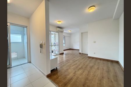 Apartamento à venda com 55m², 1 quarto e 1 vaga Apartamento à venda com 55m², 1 quarto e 1 vagaSala