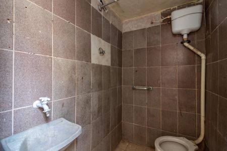 Casa para alugar com 25m², 1 quarto e sem vagaBanheiro