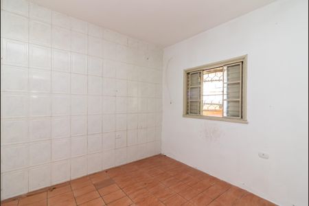 Casa para alugar com 25m², 1 quarto e sem vagaSala e Quarto