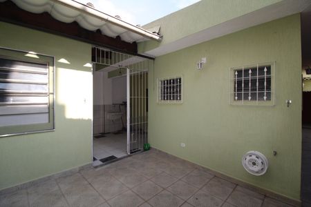 Casa para alugar com 185m², 2 quartos e 2 vagasQuintal