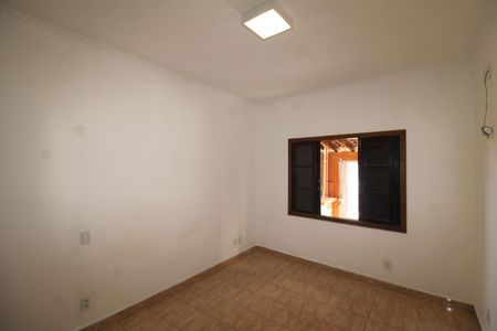 Casa para alugar com 185m², 2 quartos e 2 vagasQuarto 2