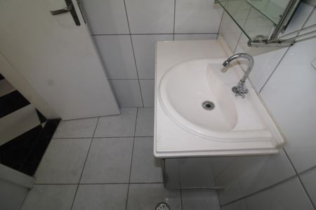 Casa para alugar com 185m², 2 quartos e 2 vagasBanheiro