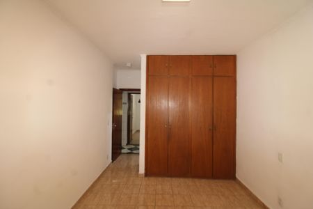 Casa para alugar com 185m², 2 quartos e 2 vagasQuarto 2