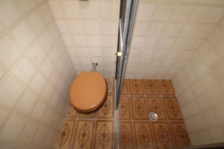 Casa para alugar com 185m², 2 quartos e 2 vagasBanheiro 2