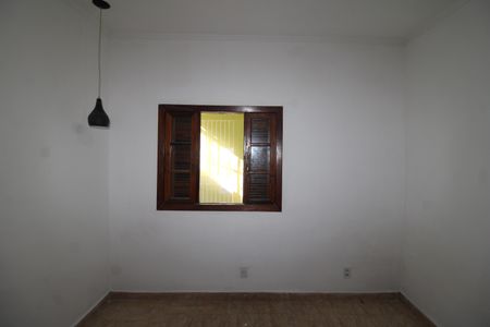 Quarto 1 de casa para alugar com 2 quartos, 185m² em Limão, São Paulo