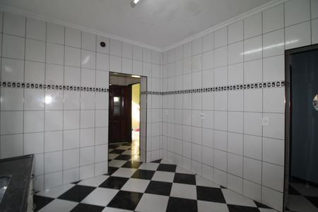 Casa para alugar com 185m², 2 quartos e 2 vagasCozinha