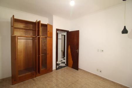 Quarto 1 de casa para alugar com 2 quartos, 185m² em Limão, São Paulo