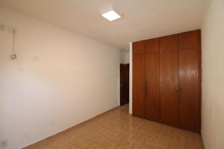 Casa para alugar com 185m², 2 quartos e 2 vagasQuarto 2