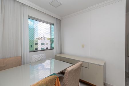 Sala de apartamento à venda com 2 quartos, 90m² em Manacás, Belo Horizonte