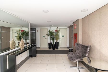 Apartamento à venda com 90m², 2 quartos e 2 vagasHall de entrada