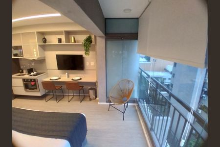 Sala/Quarto de kitnet/studio à venda com 1 quarto, 25m² em Indianópolis, São Paulo