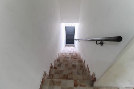 Casa para alugar com 70m², 2 quartos e sem vagaEntrada