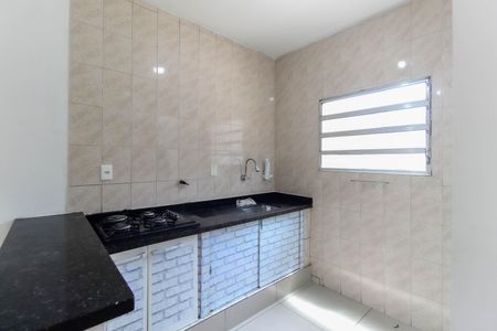 Casa para alugar com 70m², 2 quartos e sem vagaSala - Cozinha