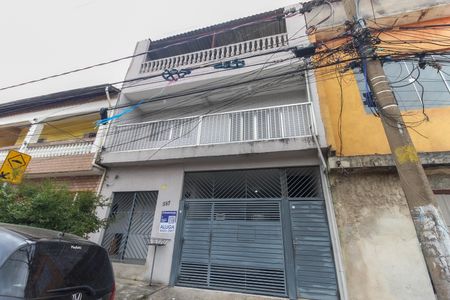 Casa para alugar com 70m², 2 quartos e sem vagaFachada