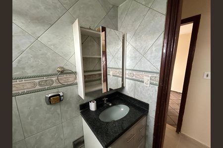 Apartamento para alugar com 58m², 2 quartos e sem vagaBanheiro