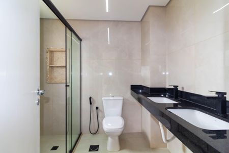 Apartamento à venda com 181m², 3 quartos e 3 vagasBanheiro da Suíte