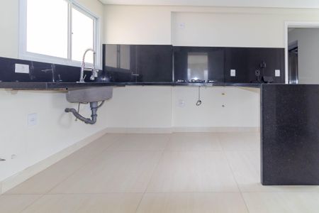 Apartamento à venda com 181m², 3 quartos e 3 vagasCozinha