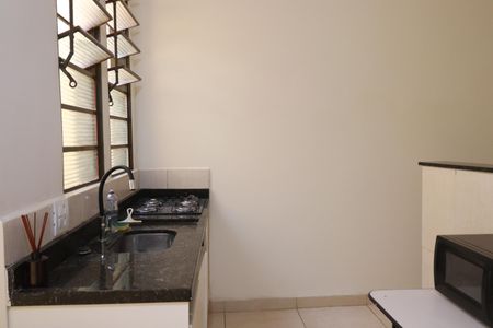Cozinha  de apartamento para alugar com 1 quarto, 40m² em Jardim Irajá, Ribeirão Preto