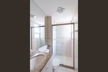 Apartamento à venda com 74m², 3 quartos e 2 vagasBanheiro 