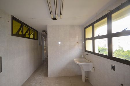 Apartamento para alugar com 280m², 4 quartos e 3 vagasÁrea de Serviço