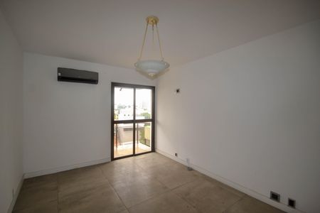 Apartamento para alugar com 280m², 4 quartos e 3 vagas Suíte 1